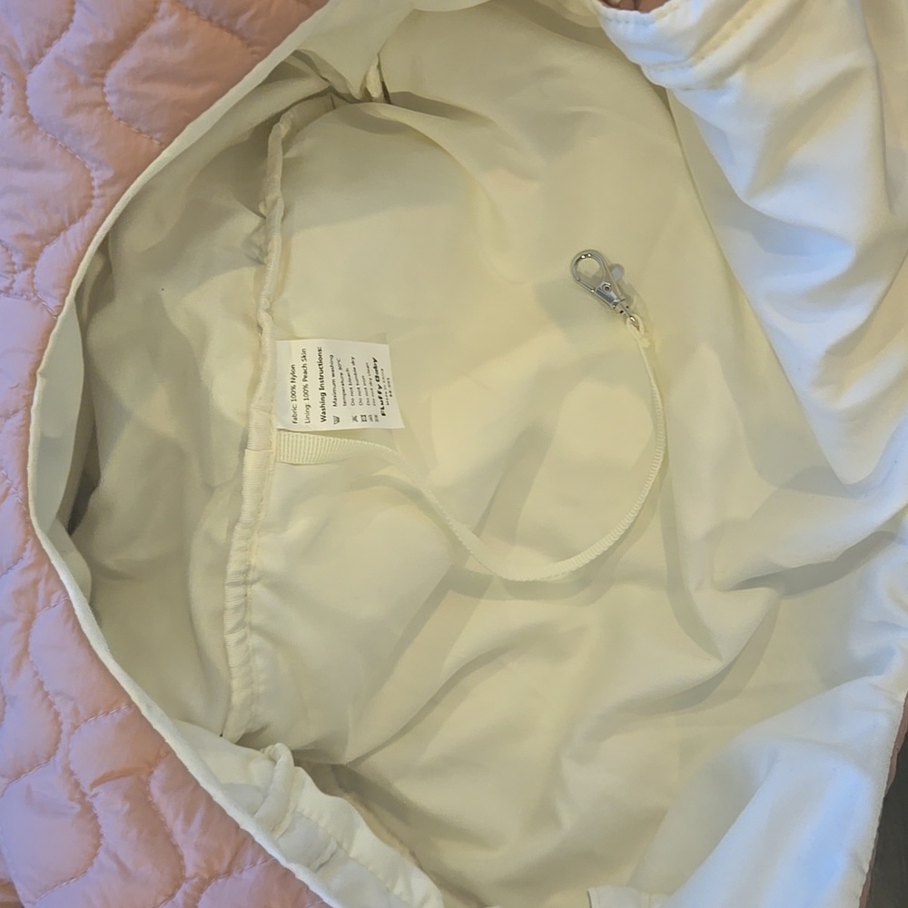 Fluffy Baby Pet Carrier NWOT - Picture 5 of 7